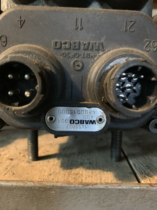 WABCO Zawór główny hamulcowy oryginał h 4800015000 DAF 95xf/cf - Спирачен цилиндър за Камион: снимка 2 WABCO Zawór główny hamulcowy oryginał h 4800015000 DAF 95xf/cf - Спирачен цилиндър за Камион: снимка 2