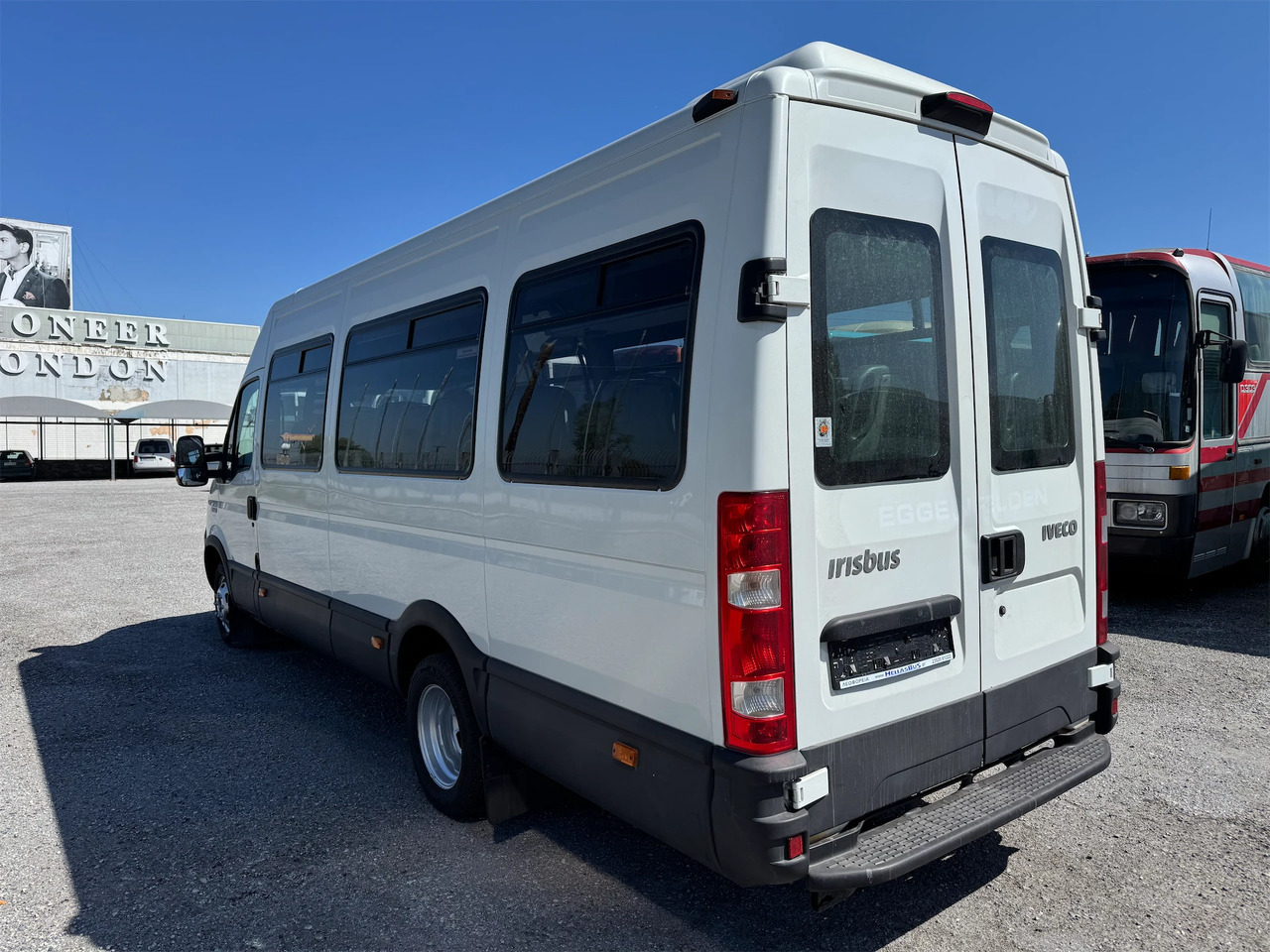 IVECO DAILY WAY - Туристически автобус: снимка 4 IVECO DAILY WAY - Туристически автобус: снимка 4