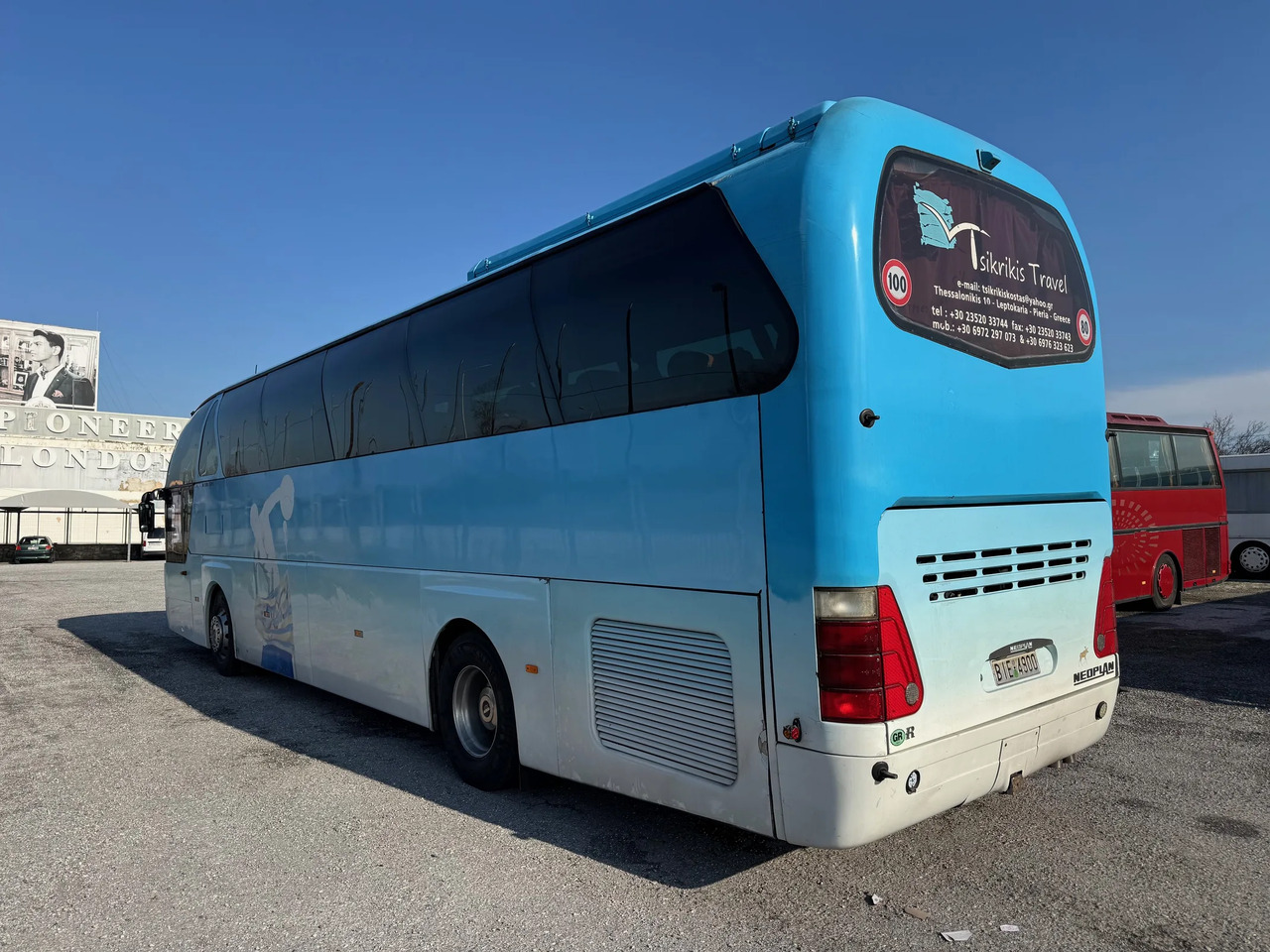 Neoplan NEOPLAN N516 SHD STARLINER - Туристически автобус: снимка 3 Neoplan NEOPLAN N516 SHD STARLINER - Туристически автобус: снимка 3