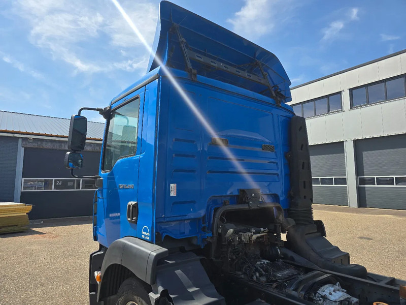 MAN TGM 15.240 TGM BDF - Контейнеровоз/ Сменна каросерия камион: снимка 3 MAN TGM 15.240 TGM BDF - Контейнеровоз/ Сменна каросерия камион: снимка 3