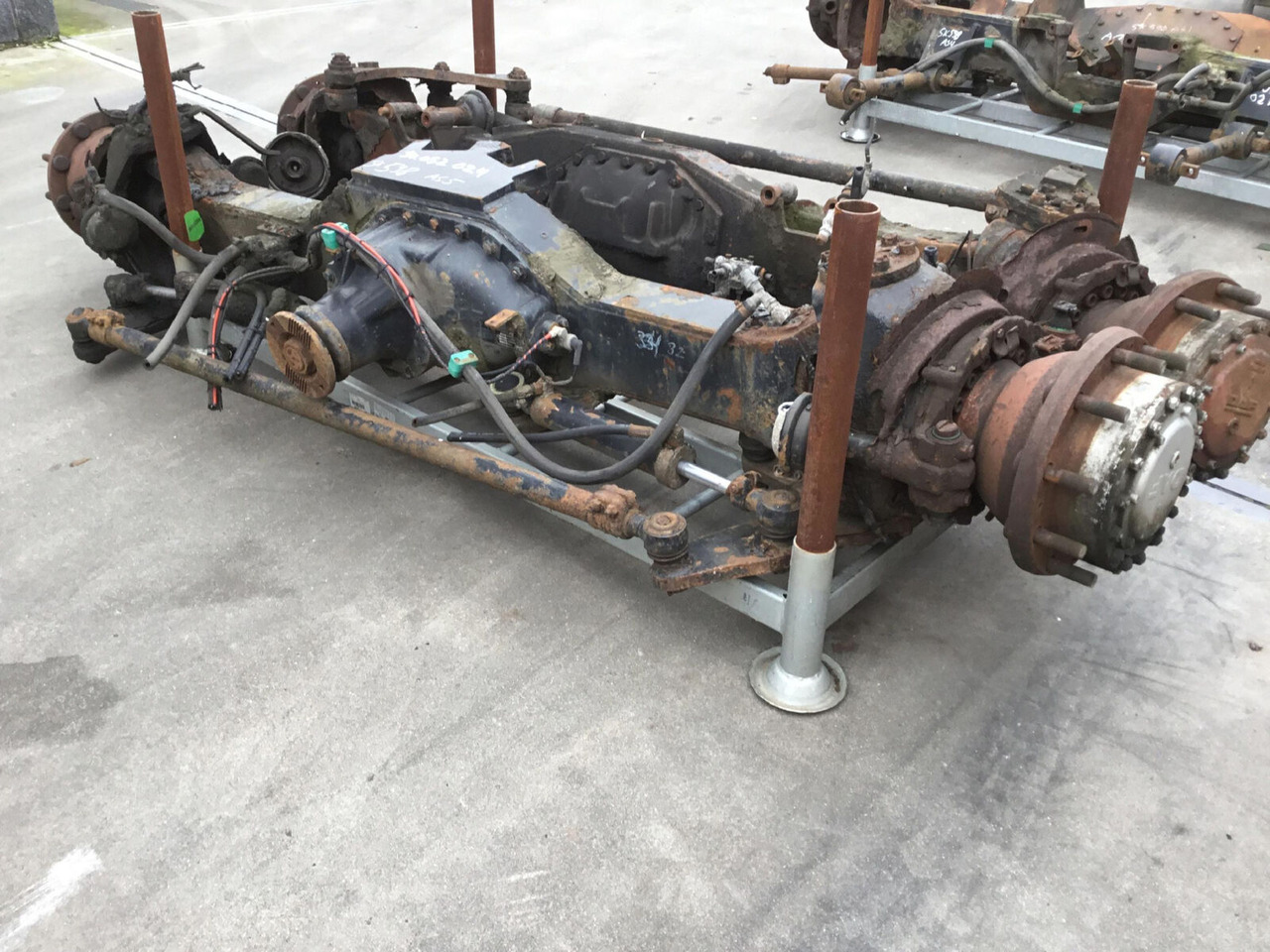 DAF SK 598 axle 5 - Ос и части за Автокран: снимка 1 DAF SK 598 axle 5 - Ос и части за Автокран: снимка 1