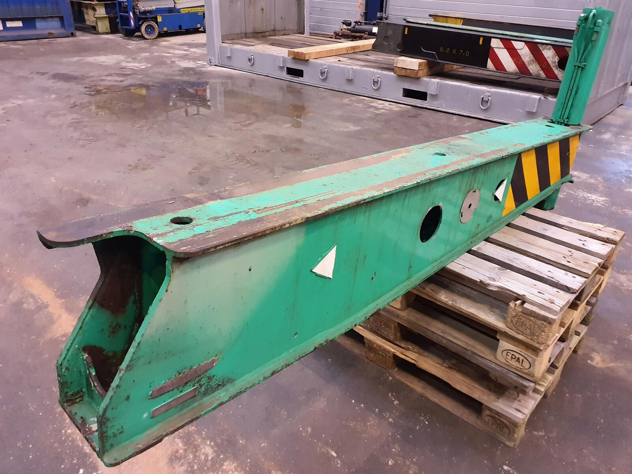 FAUN ATF 60-3 outrigger beam rear with support cylinder - Окачване за Автокран: снимка 4 FAUN ATF 60-3 outrigger beam rear with support cylinder - Окачване за Автокран: снимка 4