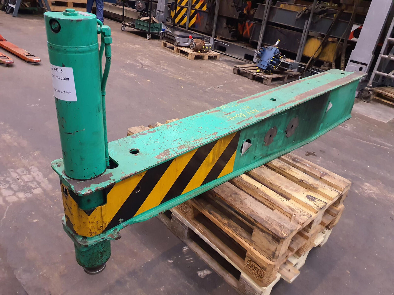 FAUN ATF 60-3 rear outrigger beam - Окачване за Автокран: снимка 2 FAUN ATF 60-3 rear outrigger beam - Окачване за Автокран: снимка 2