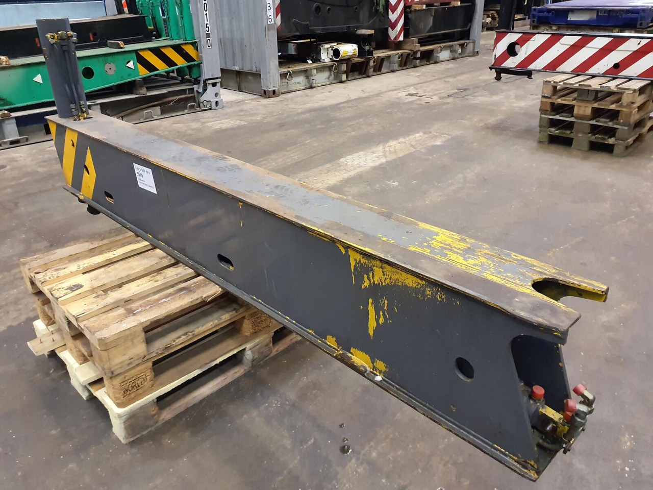 FAUN RTF 50-3 outrigger beam front complete - Окачване за Кран: снимка 4 FAUN RTF 50-3 outrigger beam front complete - Окачване за Кран: снимка 4