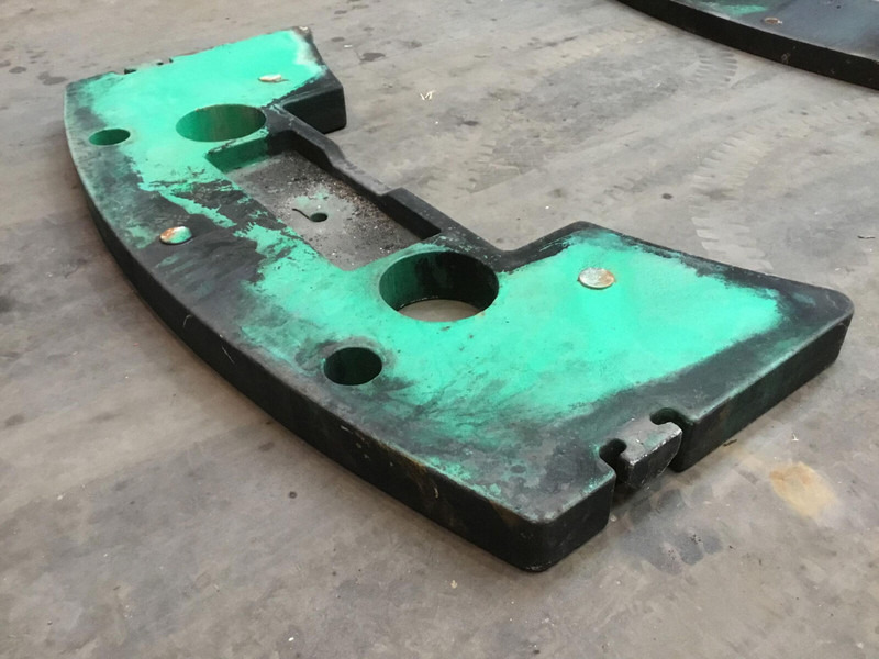 Faun ATF 60-3 counterweight 2 ton - Противовес за Строителна техника: снимка 2 Faun ATF 60-3 counterweight 2 ton - Противовес за Строителна техника: снимка 2