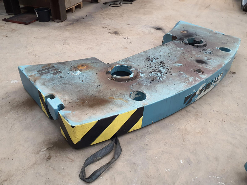 Faun ATF 60-3 counterweight 3.1 ton - Противовес за Строителна техника: снимка 2 Faun ATF 60-3 counterweight 3.1 ton - Противовес за Строителна техника: снимка 2