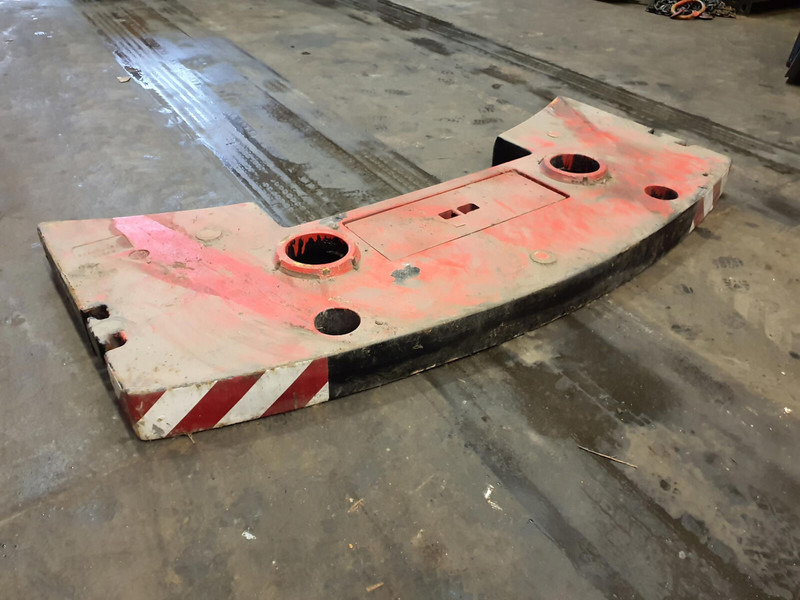 Faun ATF 60-4 counterweight 2 ton - Противовес за Строителна техника: снимка 1 Faun ATF 60-4 counterweight 2 ton - Противовес за Строителна техника: снимка 1
