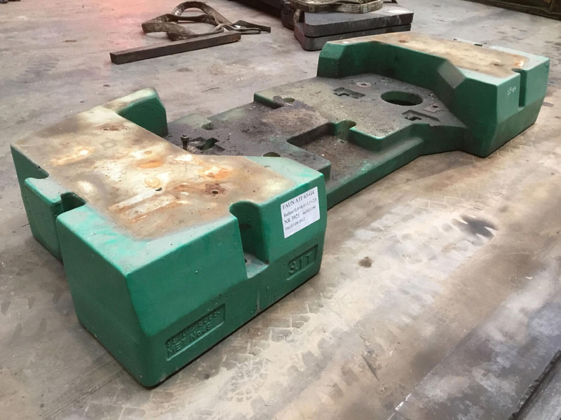 Faun ATF 65-G4 counterweight 3,1 ton - Противовес за Строителна техника: снимка 2 Faun ATF 65-G4 counterweight 3,1 ton - Противовес за Строителна техника: снимка 2