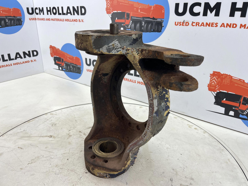 Faun RTF 50 Steering knuckle 16 holes axle 4 right - Шенкел за Кран: снимка 4 Faun RTF 50 Steering knuckle 16 holes axle 4 right - Шенкел за Кран: снимка 4