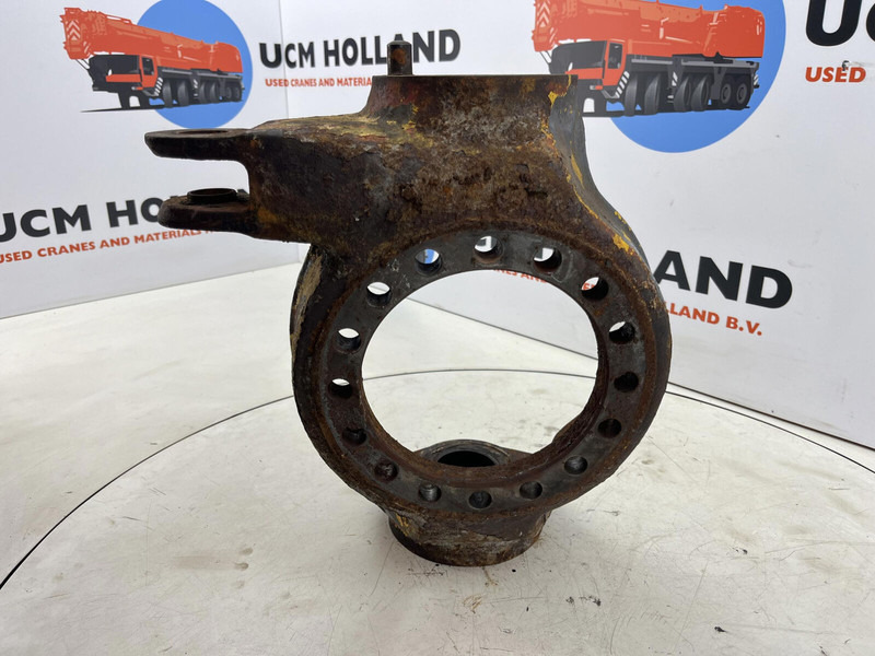 Faun RTF 50 Steering knuckle 16 holes right - Шенкел за Кран: снимка 2 Faun RTF 50 Steering knuckle 16 holes right - Шенкел за Кран: снимка 2