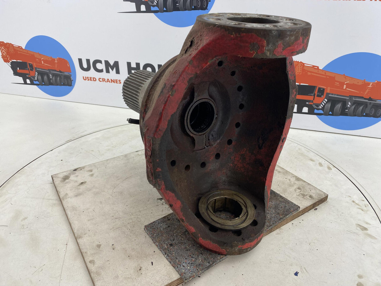 Gottwald AMK 70 Steering knuckle 16 holes axle 2 - Шенкел за Автокран: снимка 4 Gottwald AMK 70 Steering knuckle 16 holes axle 2 - Шенкел за Автокран: снимка 4