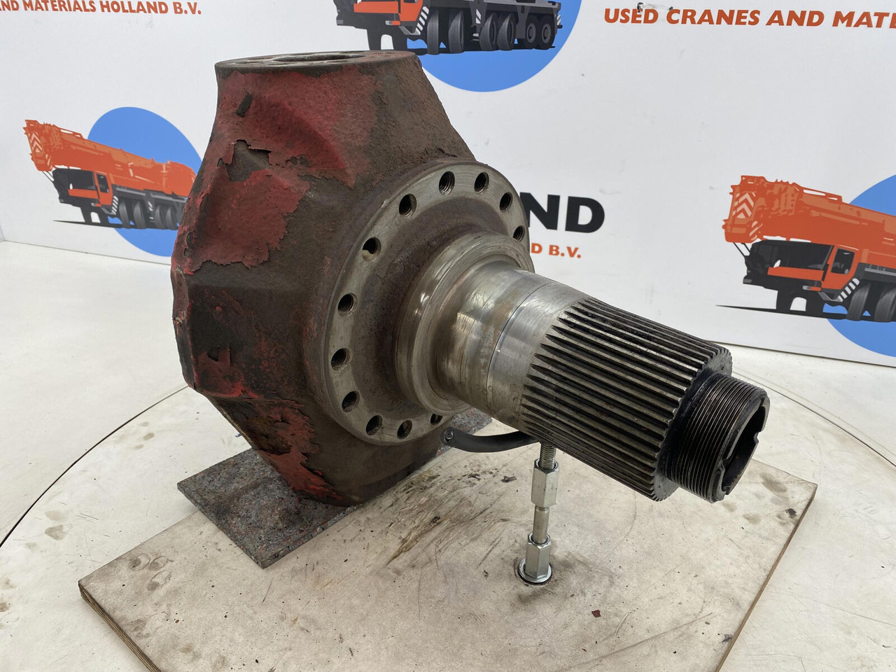 Gottwald AMK Steering knuckle 16 holes - Шенкел за Автокран: снимка 3 Gottwald AMK Steering knuckle 16 holes - Шенкел за Автокран: снимка 3