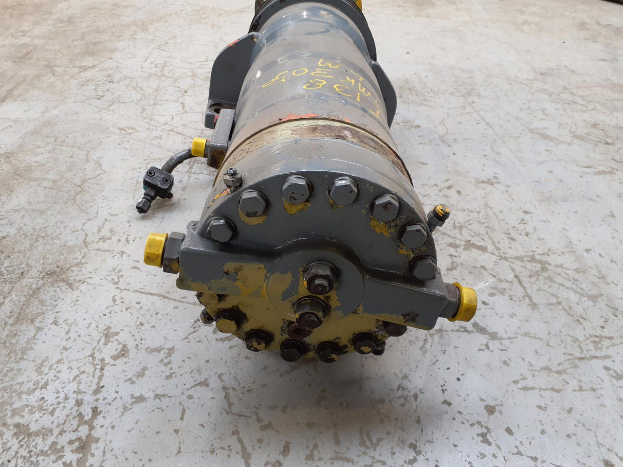 Grove GMK 3050 suspension cylinder - Хидравличен цилиндър за Кран: снимка 5 Grove GMK 3050 suspension cylinder - Хидравличен цилиндър за Кран: снимка 5