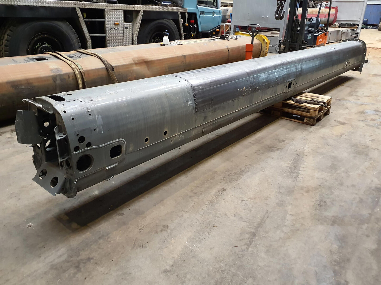Grove GMK 3060L telescopic 3 - Стрела за Автокран: снимка 4 Grove GMK 3060L telescopic 3 - Стрела за Автокран: снимка 4