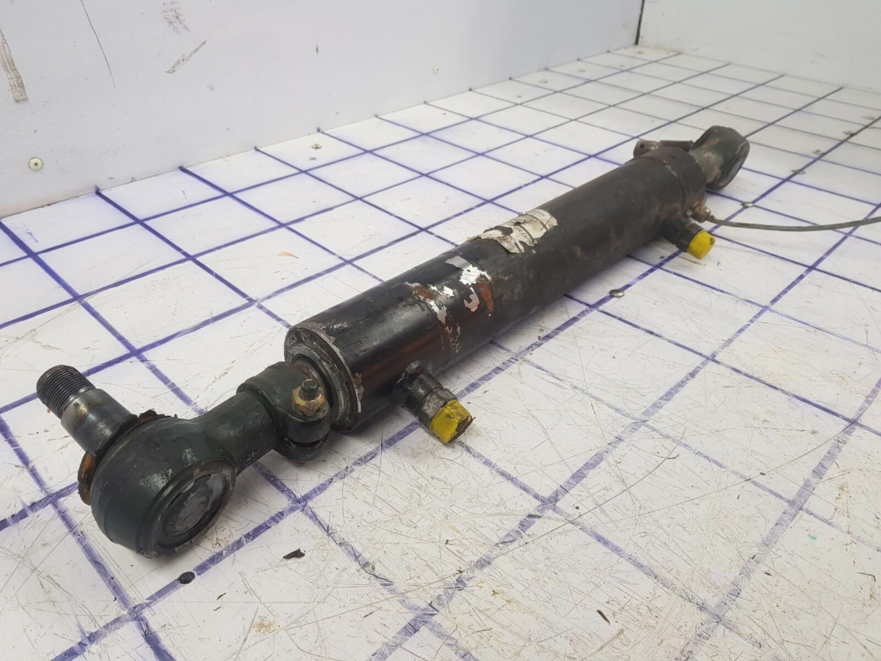 Grove GMK 5220 steering cylinder axle 5 - Хидравличен цилиндър за Автокран: снимка 3 Grove GMK 5220 steering cylinder axle 5 - Хидравличен цилиндър за Автокран: снимка 3