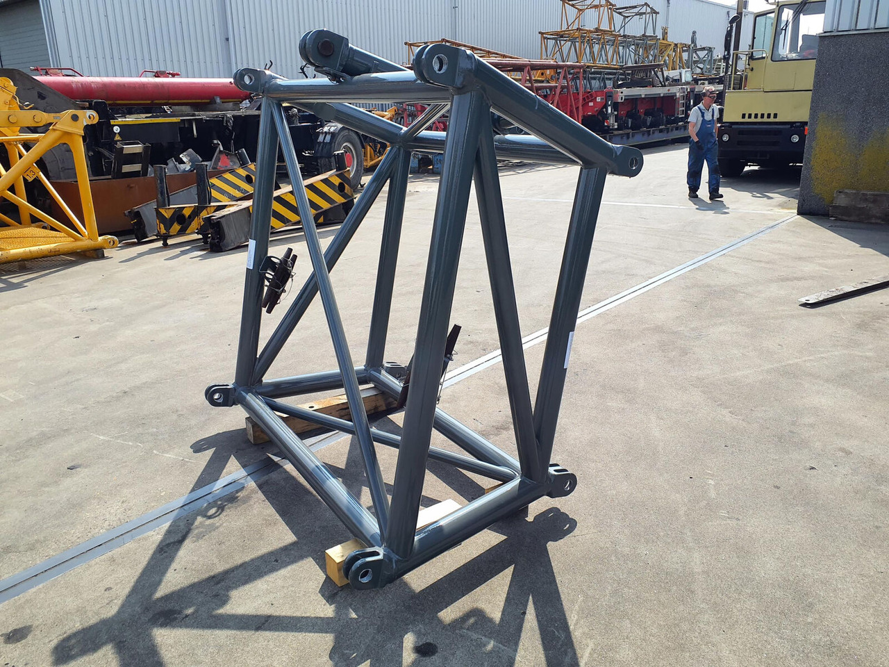 Grove GMK 6400 jib adapter - Стрела за Автокран: снимка 4 Grove GMK 6400 jib adapter - Стрела за Автокран: снимка 4
