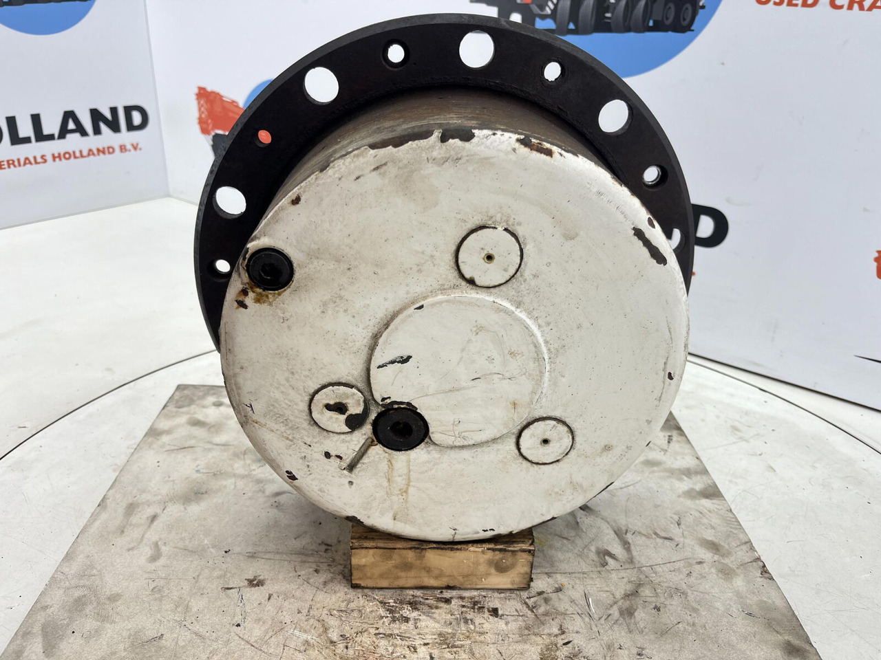 Kessler+Co Terex-Demag AC 35 planetary gear 17-24-67-32-3pl-H135-46 - Ходов редуктор за Автокран: снимка 1 Kessler+Co Terex-Demag AC 35 planetary gear 17-24-67-32-3pl-H135-46 - Ходов редуктор за Автокран: снимка 1