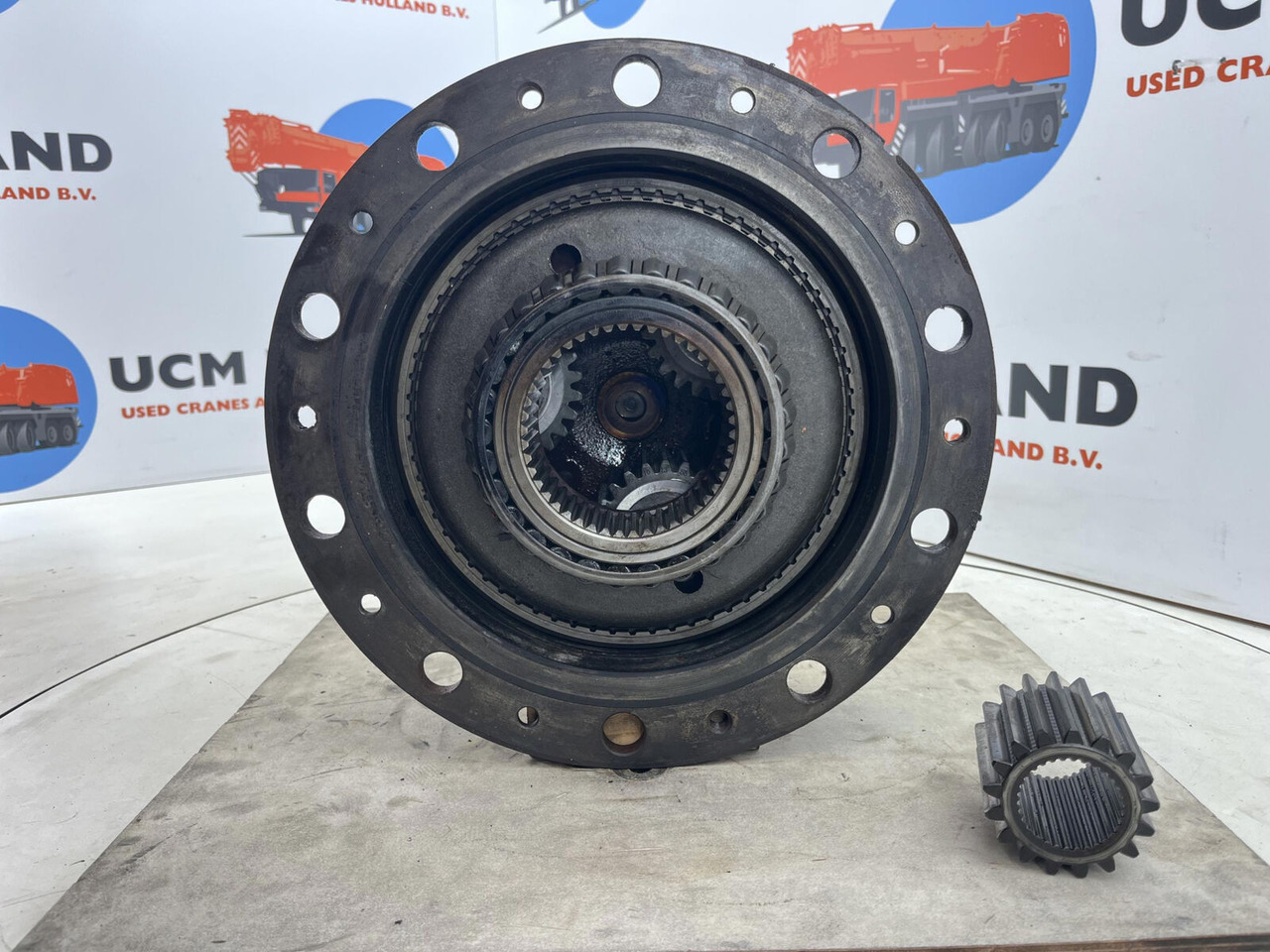 Kessler+Co Terex-Demag AC 35 planetary gear 17-24-67-32-3pl-H135-46 - Ходов редуктор за Автокран: снимка 4 Kessler+Co Terex-Demag AC 35 planetary gear 17-24-67-32-3pl-H135-46 - Ходов редуктор за Автокран: снимка 4
