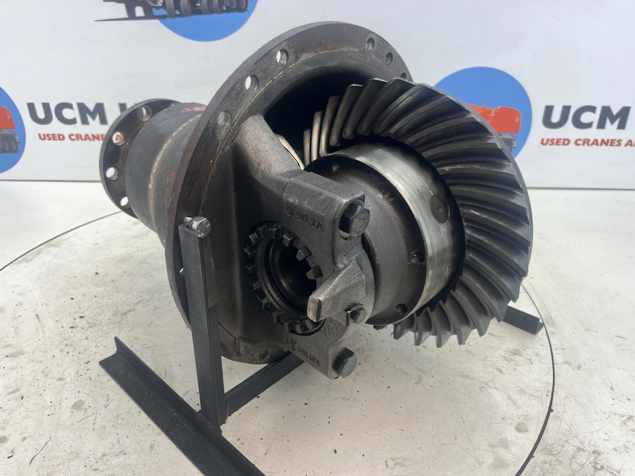 Kessler End differential 17x31 - Диференциал за Автокран: снимка 1 Kessler End differential 17x31 - Диференциал за Автокран: снимка 1
