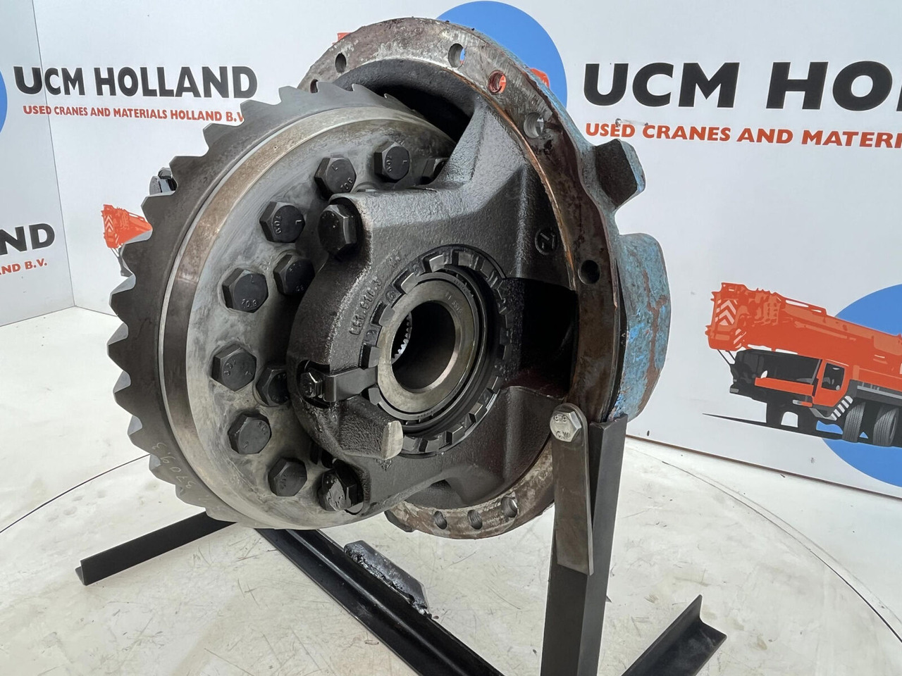 Kessler End differential 18x35 - Диференциал за Автокран: снимка 2 Kessler End differential 18x35 - Диференциал за Автокран: снимка 2
