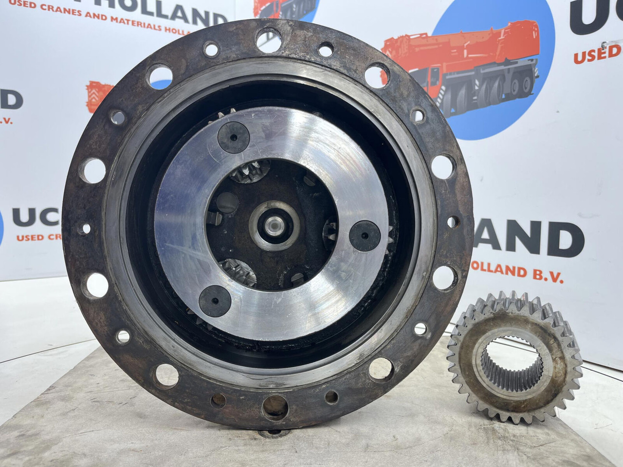 Kessler Planetary gear 31-15-62-40-pl-H84-46 - Ходов редуктор за Автокран: снимка 4 Kessler Planetary gear 31-15-62-40-pl-H84-46 - Ходов редуктор за Автокран: снимка 4