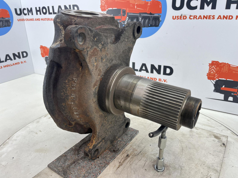 Krupp 70 GMT Steering knuckle axle 2 - Шенкел за Кран: снимка 3 Krupp 70 GMT Steering knuckle axle 2 - Шенкел за Кран: снимка 3