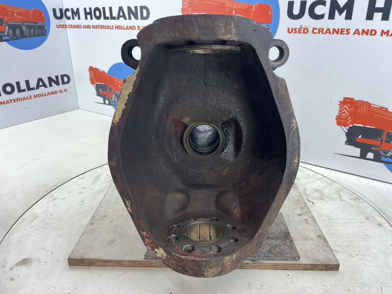 Krupp 70 GMT Steering knuckle axle 2 - Шенкел за Кран: снимка 5 Krupp 70 GMT Steering knuckle axle 2 - Шенкел за Кран: снимка 5