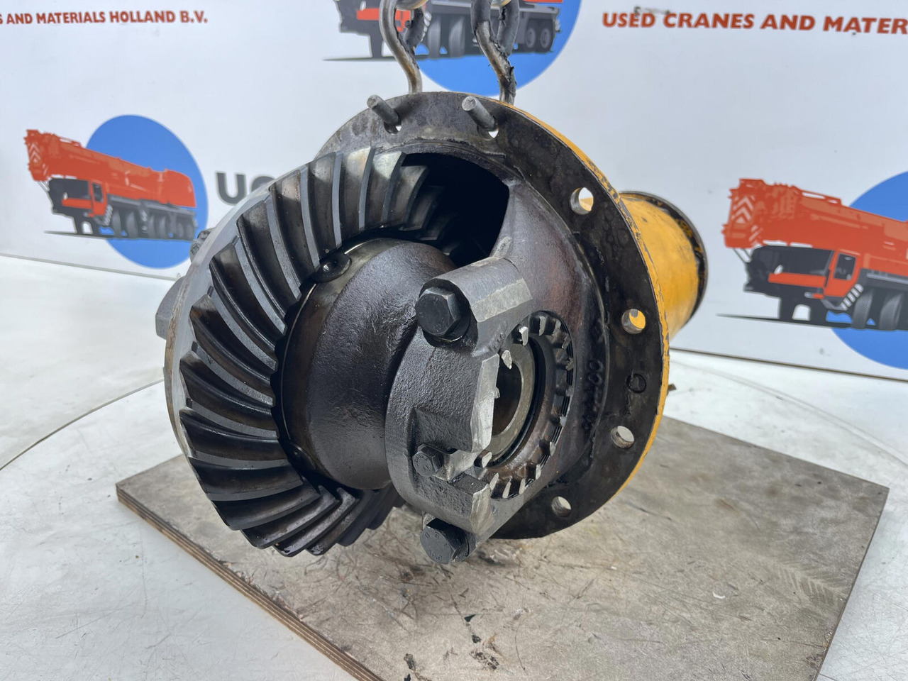 Krupp KMK 2025 end differential 11x29 axle 1 - Диференциал за Кран: снимка 2 Krupp KMK 2025 end differential 11x29 axle 1 - Диференциал за Кран: снимка 2