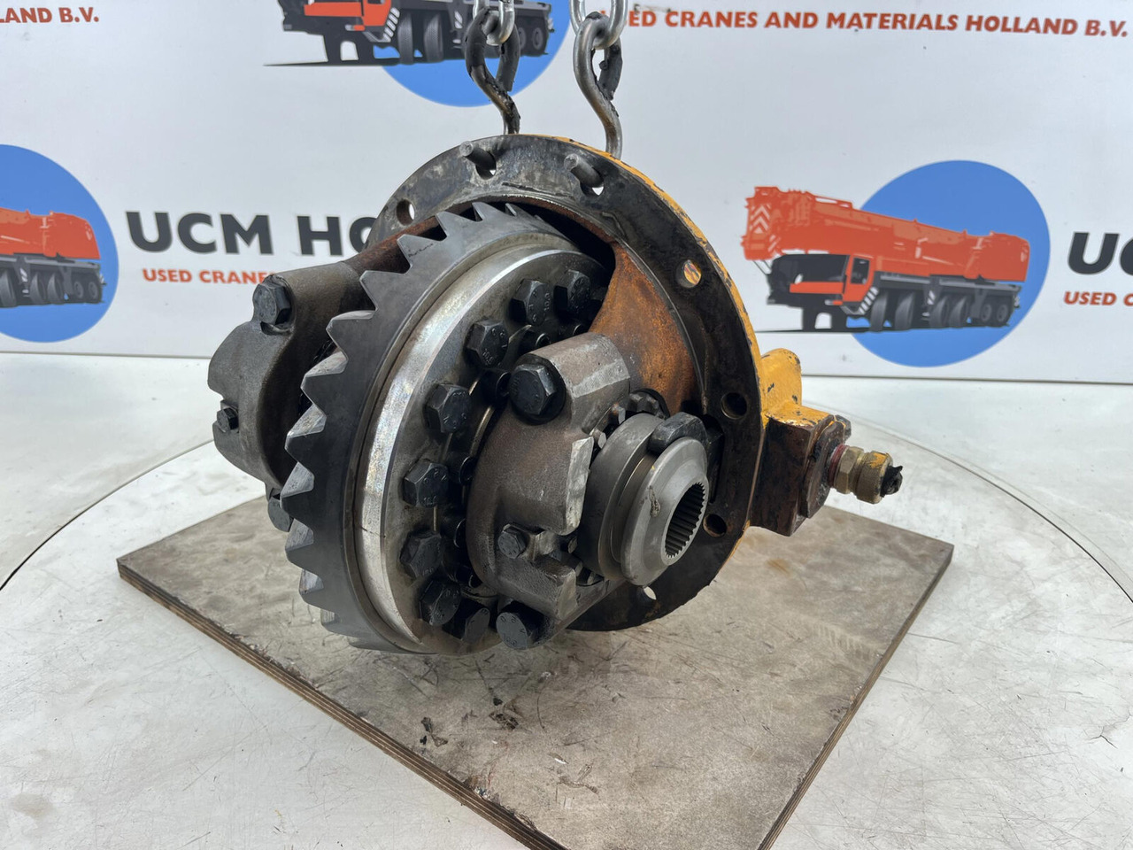Krupp KMK 2025 end differential 11x29 axle 2 - Диференциал за Автокран: снимка 2 Krupp KMK 2025 end differential 11x29 axle 2 - Диференциал за Автокран: снимка 2