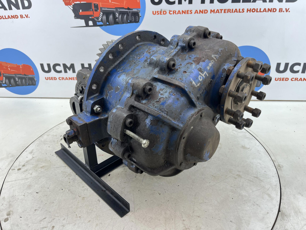 Krupp KMK 5100 Mid differential 13x35 axle 2 - Диференциал за Автокран: снимка 4 Krupp KMK 5100 Mid differential 13x35 axle 2 - Диференциал за Автокран: снимка 4