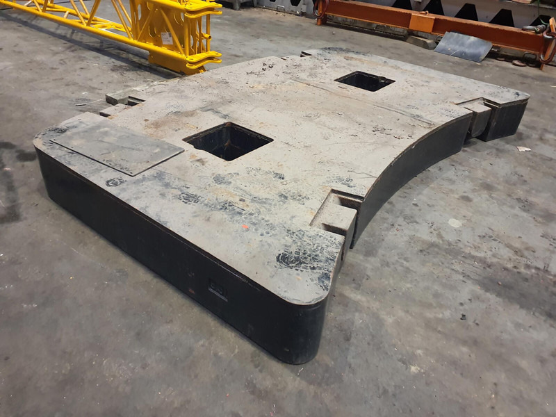 Krupp KMK 5160 counterweight 9,5t - Противовес за Строителна техника: снимка 2 Krupp KMK 5160 counterweight 9,5t - Противовес за Строителна техника: снимка 2