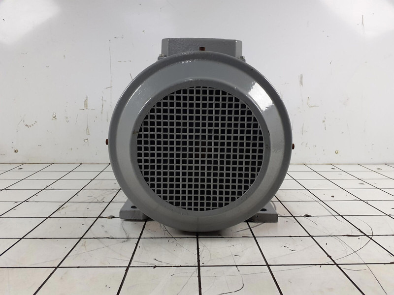 Liebherr ABB Electric motor MBT 160 L - Двигател за Кран: снимка 5 Liebherr ABB Electric motor MBT 160 L - Двигател за Кран: снимка 5