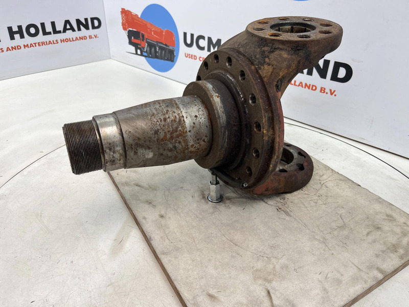 Liebherr LT 1090 Steering knuckle 16 holes - Шенкел за Кран: снимка 1 Liebherr LT 1090 Steering knuckle 16 holes - Шенкел за Кран: снимка 1