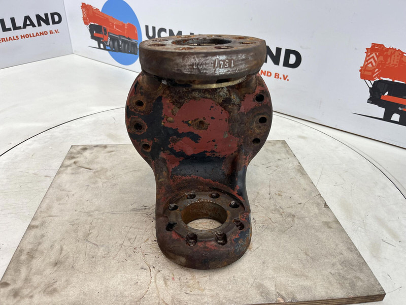 Liebherr LT 1090 Steering knuckle 16 holes - Шенкел за Кран: снимка 5 Liebherr LT 1090 Steering knuckle 16 holes - Шенкел за Кран: снимка 5
