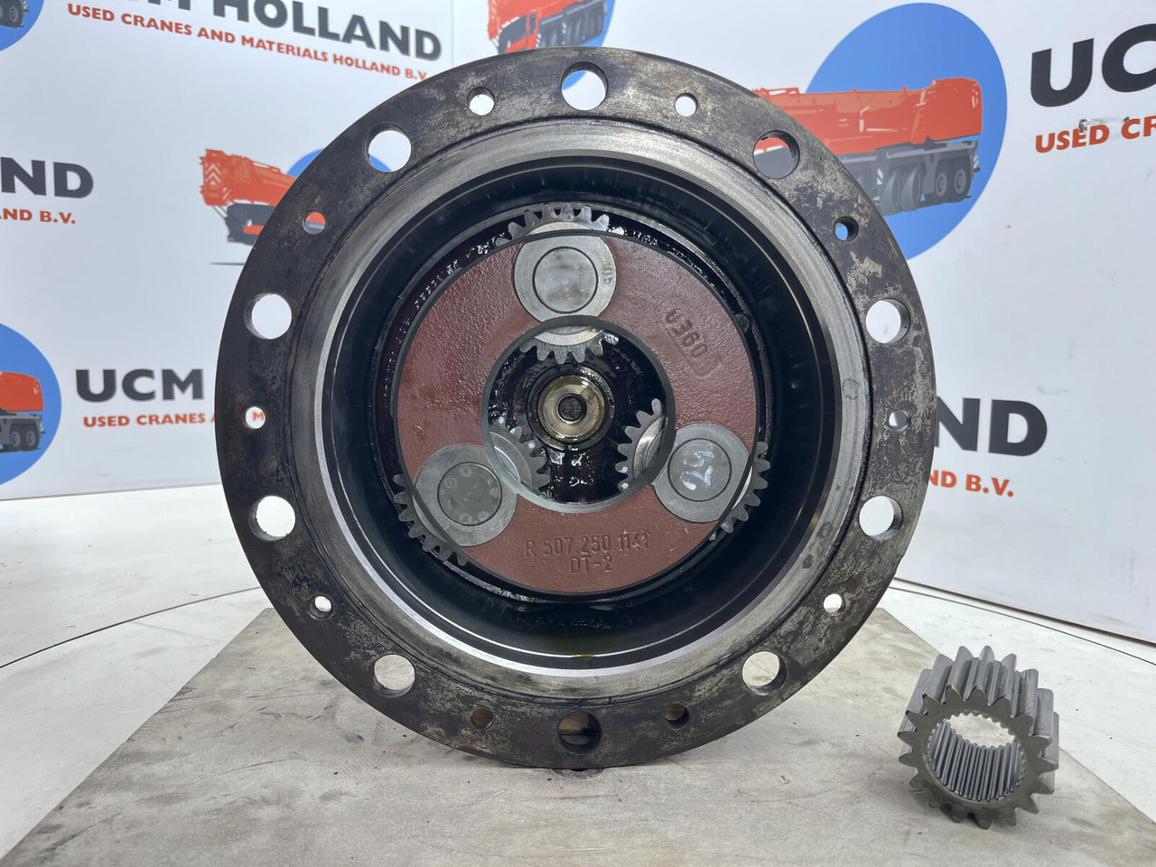 Liebherr LTM 1060/2 planetary gear 17-24-67-32-3pl-H135-46 - Ходов редуктор за Автокран: снимка 5 Liebherr LTM 1060/2 planetary gear 17-24-67-32-3pl-H135-46 - Ходов редуктор за Автокран: снимка 5