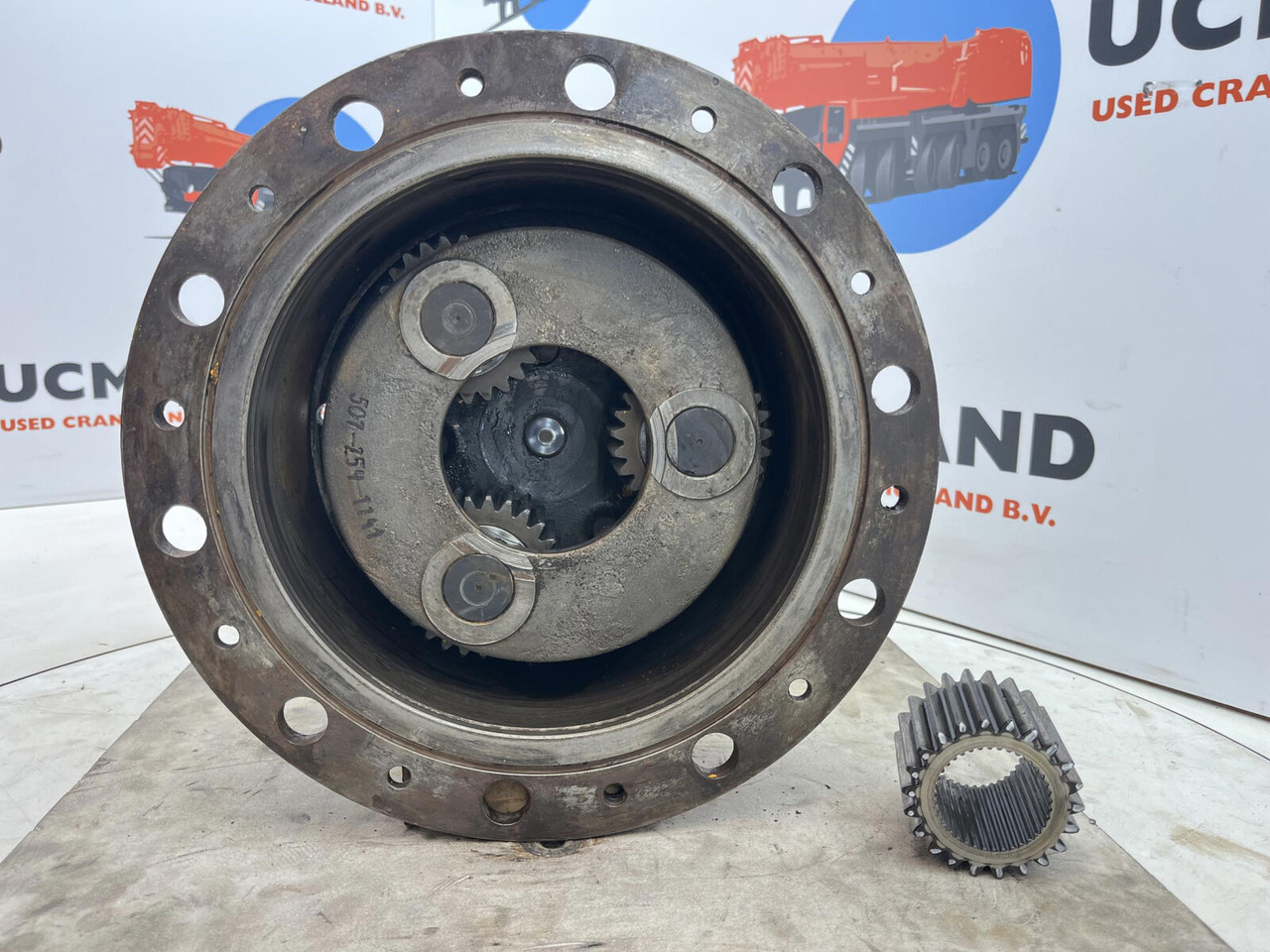 Liebherr LTM 1060 planetary gear 22-25-74-38-3pl-H135-46 - Ходов редуктор за Автокран: снимка 4 Liebherr LTM 1060 planetary gear 22-25-74-38-3pl-H135-46 - Ходов редуктор за Автокран: снимка 4
