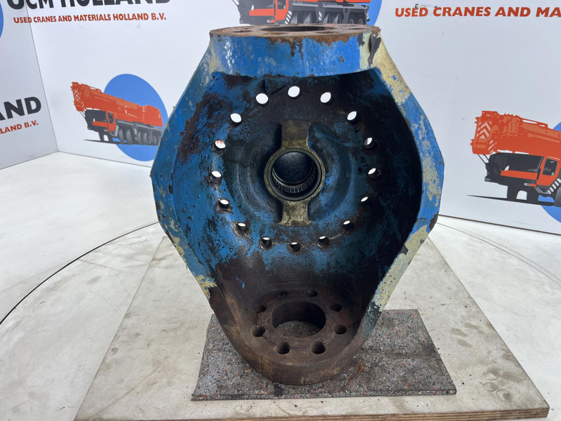 Liebherr LTM 1070 Steering knuckle 16 holes axle 4 - Шенкел за Кран: снимка 5 Liebherr LTM 1070 Steering knuckle 16 holes axle 4 - Шенкел за Кран: снимка 5