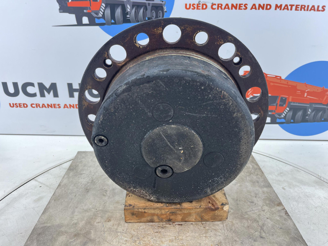 Liebherr LTM 1070 planetary gear 17-24-67-32-3pl-H127-46 - Ходов редуктор за Автокран: снимка 1 Liebherr LTM 1070 planetary gear 17-24-67-32-3pl-H127-46 - Ходов редуктор за Автокран: снимка 1