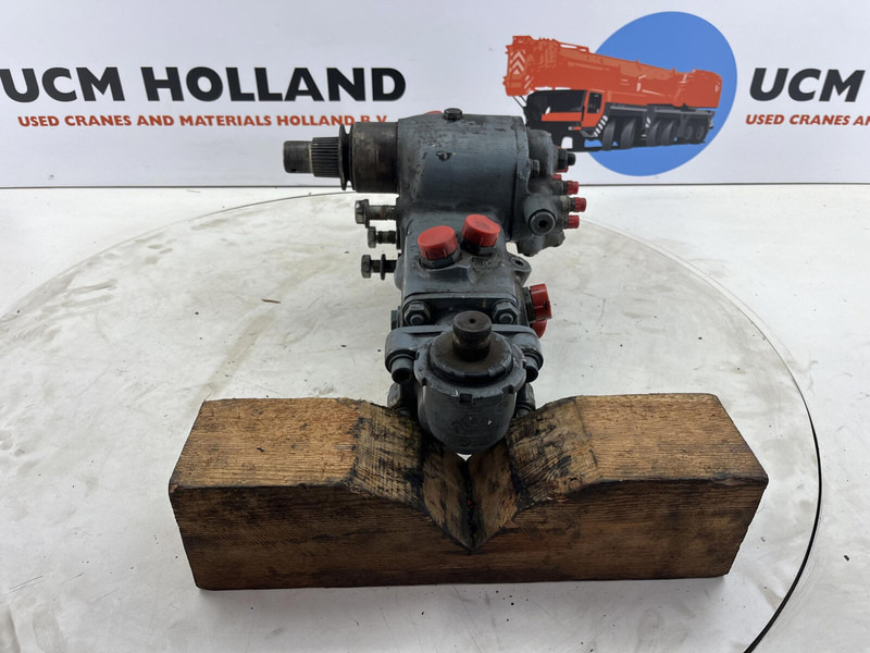 Liebherr LTM 1070 steering box - Кормилна колона за Кран: снимка 2 Liebherr LTM 1070 steering box - Кормилна колона за Кран: снимка 2