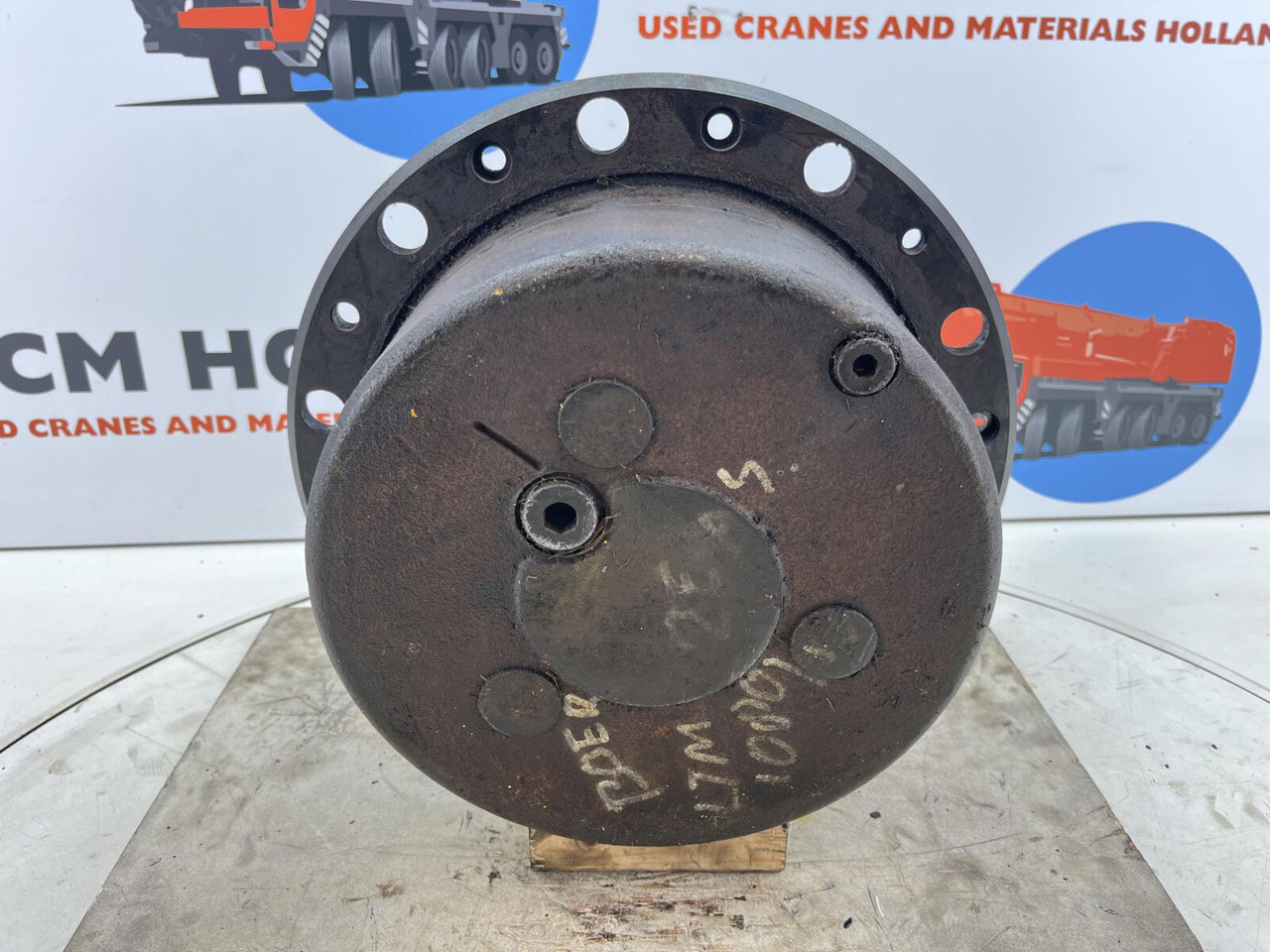 Liebherr LTM 1080/1 planetary gear 22-25-74-40-3pl-H135-46 - Ходов редуктор за Автокран: снимка 1 Liebherr LTM 1080/1 planetary gear 22-25-74-40-3pl-H135-46 - Ходов редуктор за Автокран: снимка 1