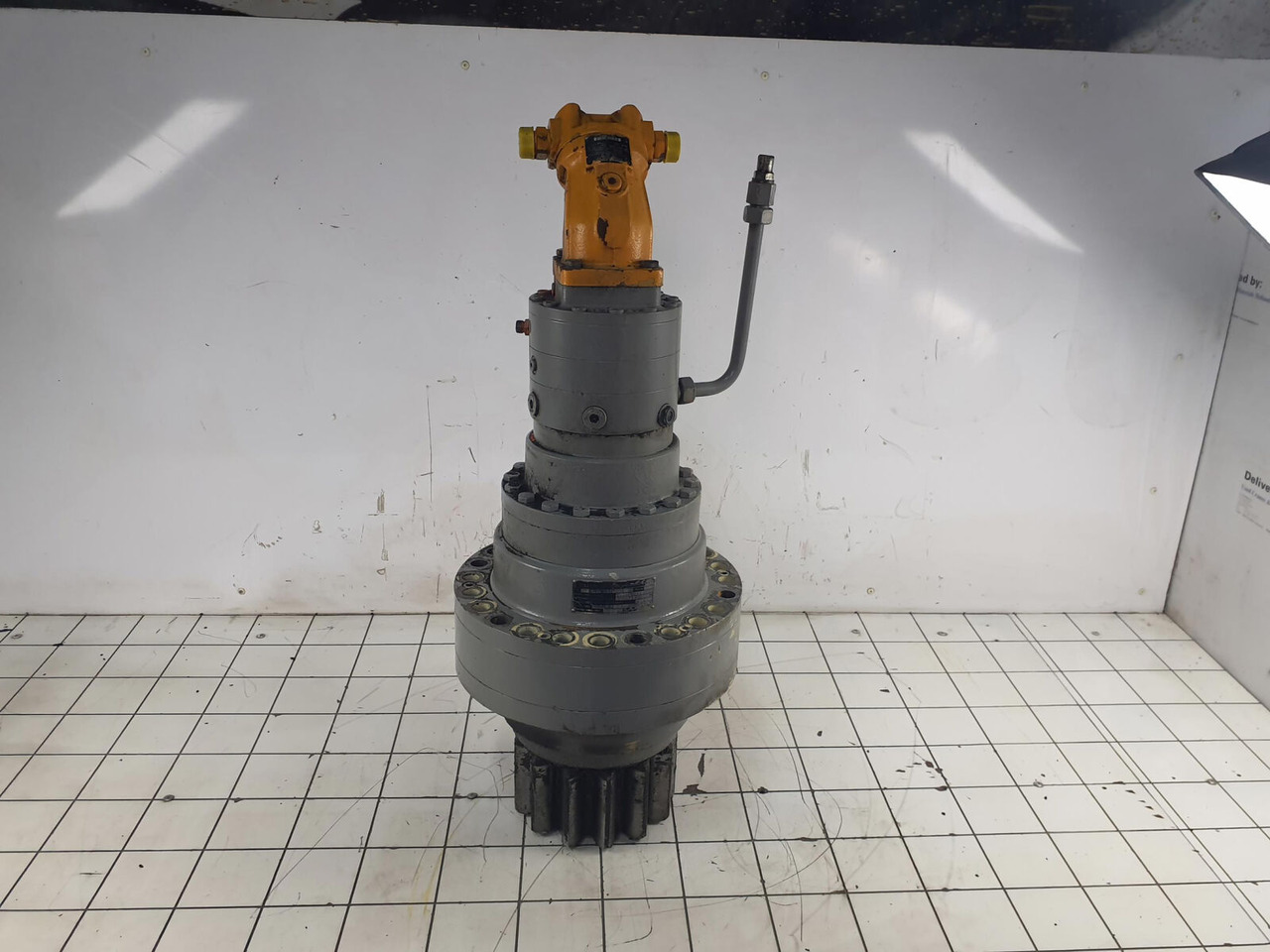 Liebherr LTM 1300 slew gear with motor - Редуктор на въртене за Автокран: снимка 4 Liebherr LTM 1300 slew gear with motor - Редуктор на въртене за Автокран: снимка 4