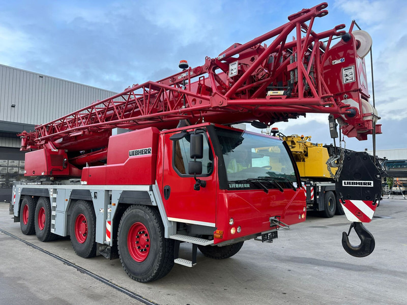 Liebherr Liebherr LTM 1090-4.2 - Кран за всякакви терени: снимка 2 Liebherr Liebherr LTM 1090-4.2 - Кран за всякакви терени: снимка 2