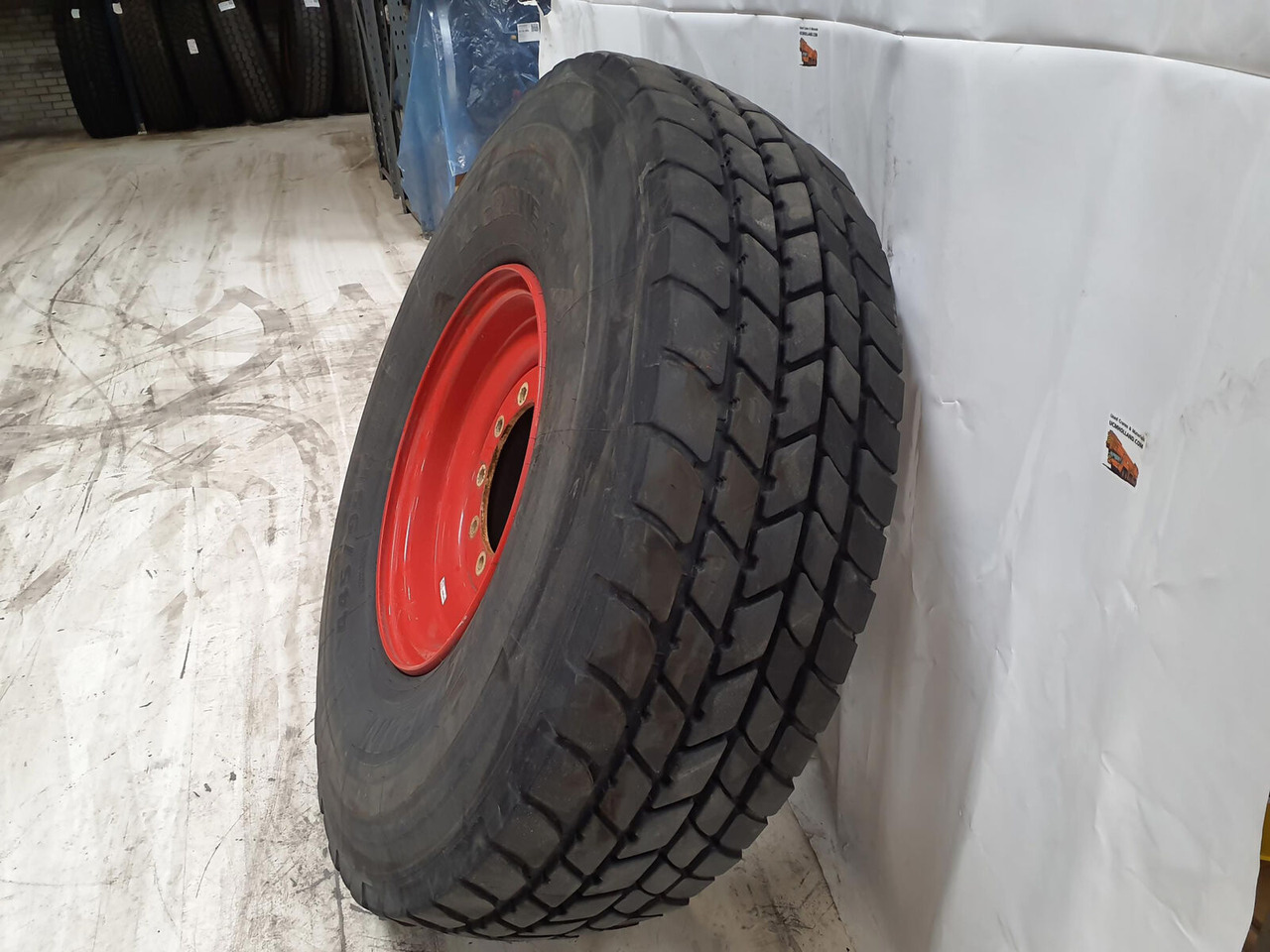 Michelin Wheel 445/95R25 10 12 1p - Комплект колела за Кран: снимка 4 Michelin Wheel 445/95R25 10 12 1p - Комплект колела за Кран: снимка 4