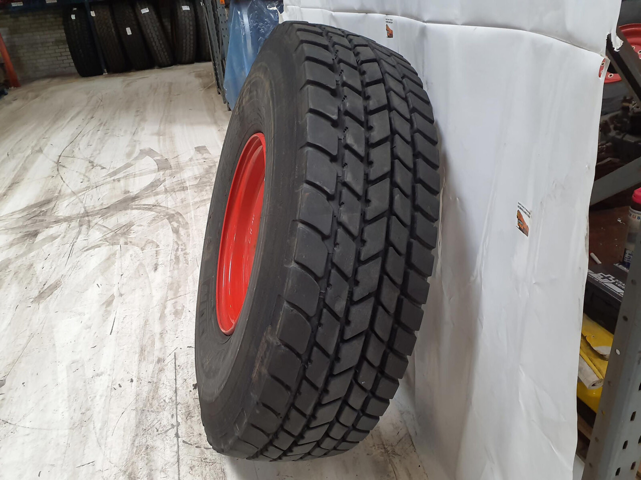 Michelin Wheel 445/95R25 10 12 1p - Комплект колела за Кран: снимка 4 Michelin Wheel 445/95R25 10 12 1p - Комплект колела за Кран: снимка 4