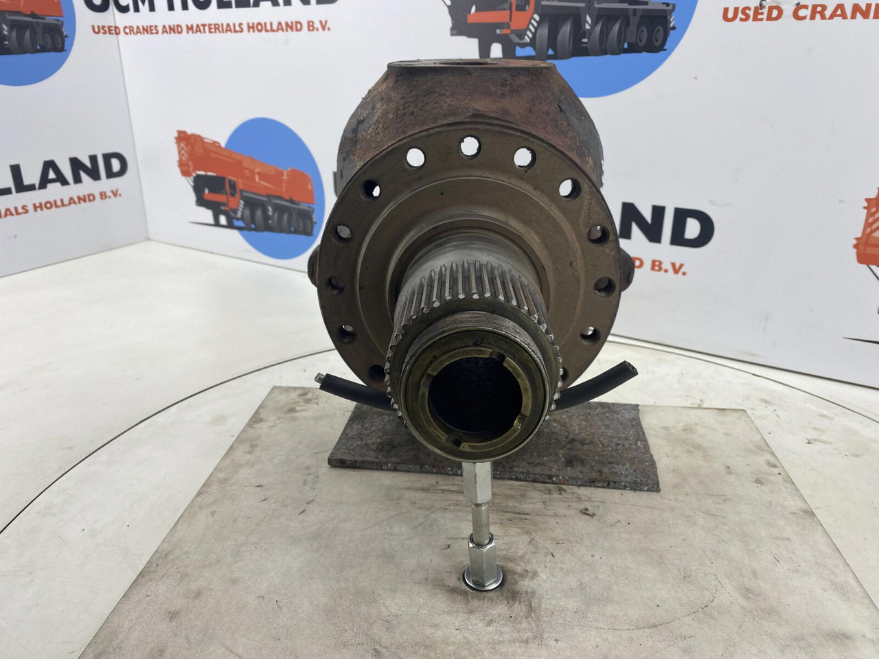 PPM 280 ATT Steering knuckle 16 holes axle 2 - Шенкел за Кран: снимка 2 PPM 280 ATT Steering knuckle 16 holes axle 2 - Шенкел за Кран: снимка 2