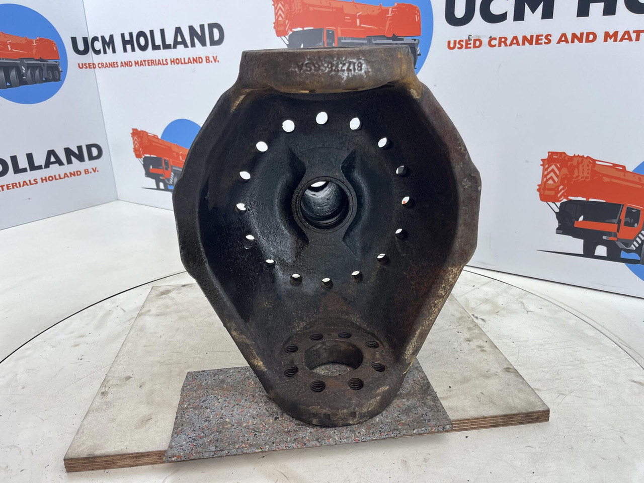 PPM ATT 400 Steering knuckle 16 holes axle 1 - Шенкел за Кран: снимка 5 PPM ATT 400 Steering knuckle 16 holes axle 1 - Шенкел за Кран: снимка 5
