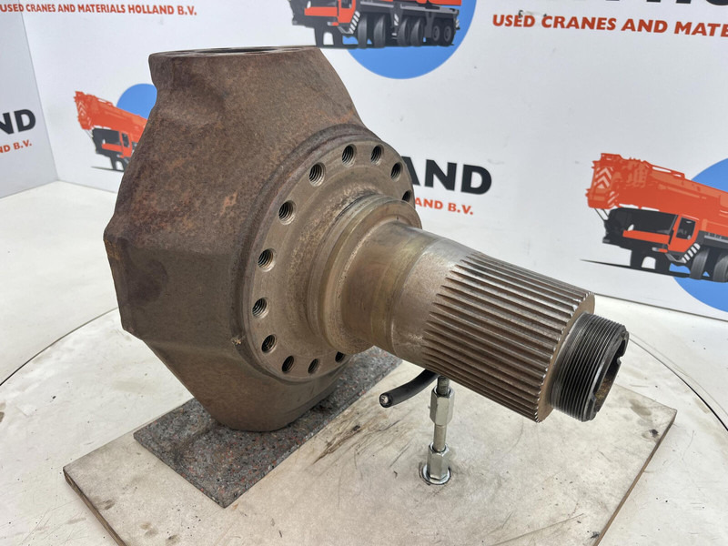 PPM ATT 600 Steering knuckle 16 holes axle 2 - Шенкел за Кран: снимка 3 PPM ATT 600 Steering knuckle 16 holes axle 2 - Шенкел за Кран: снимка 3