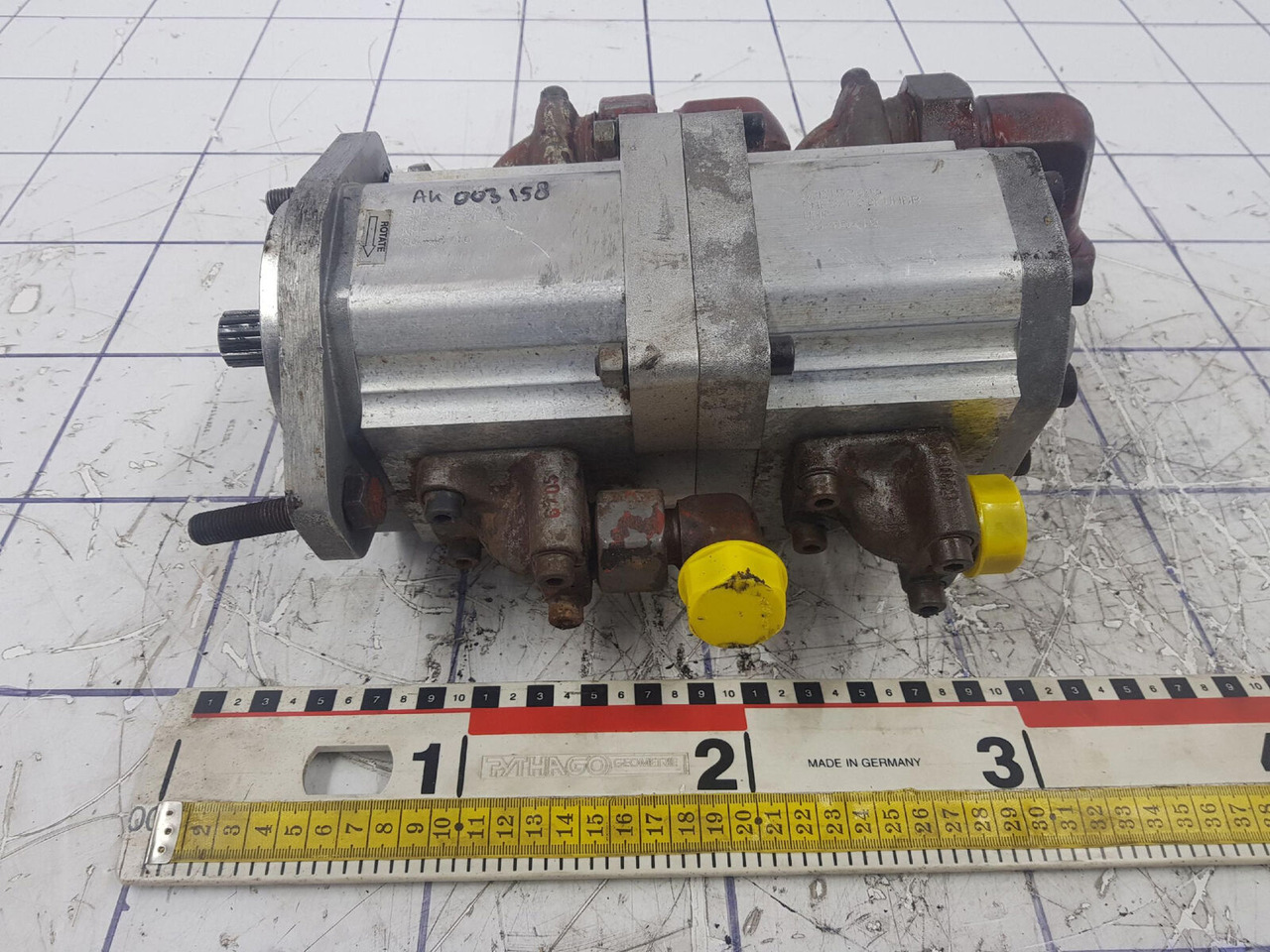 Sauer-Danfoss 70 GMT dual gear pump - Хидравлична помпа за Автокран: снимка 1 Sauer-Danfoss 70 GMT dual gear pump - Хидравлична помпа за Автокран: снимка 1