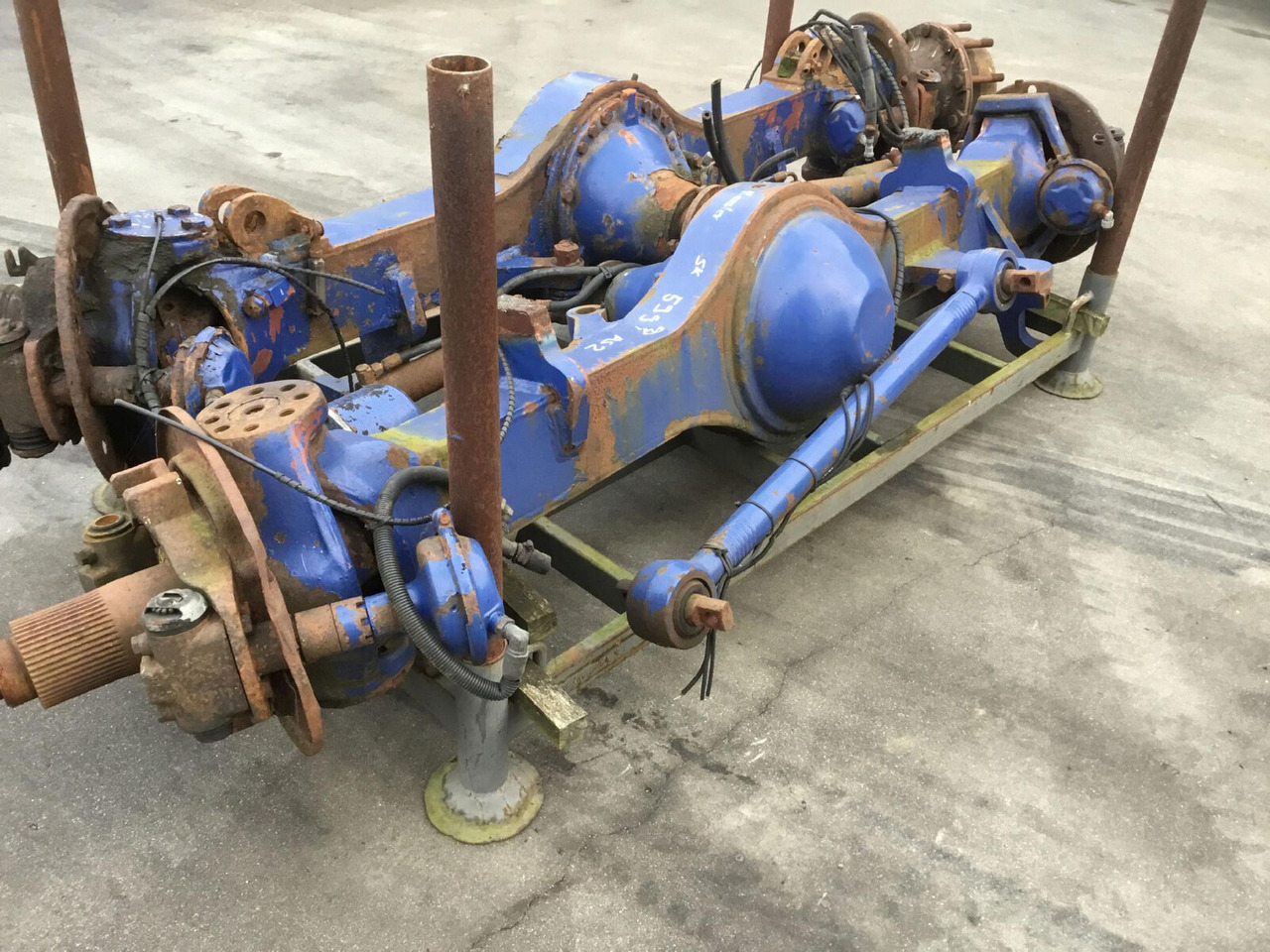 Spierings SK 599 AT 5 axle 2 - Ос и части за Автокран: снимка 1 Spierings SK 599 AT 5 axle 2 - Ос и части за Автокран: снимка 1