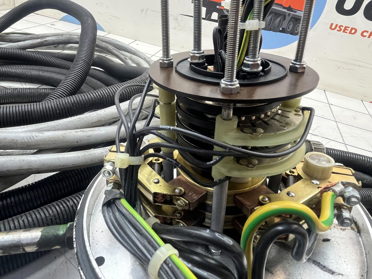 Електрическа система за Автокран Terex AC 155 slip ring assy: снимка 7